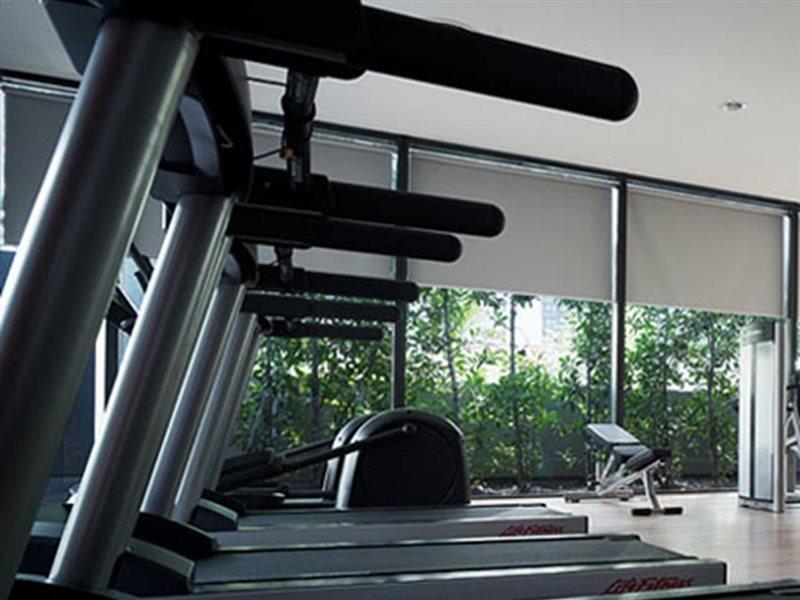 E&O Residences Kuala Lumpur Exterior foto The gym at the hotel